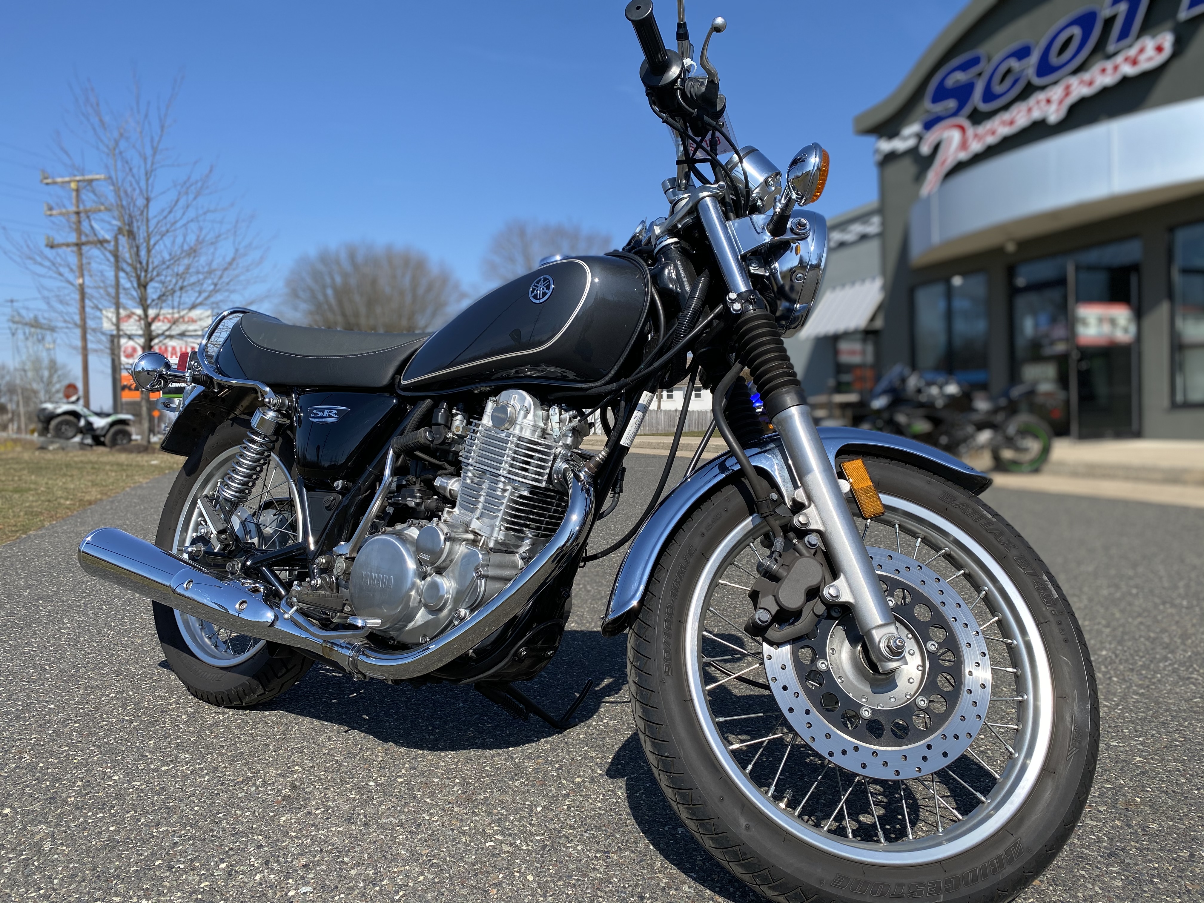 2015 YAMAHA SR400