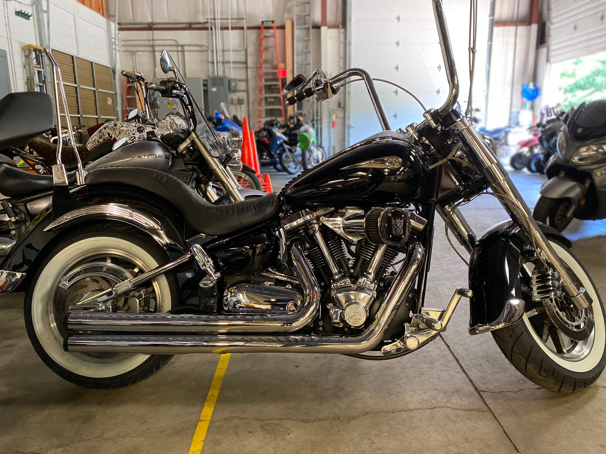 2005 yamaha road star midnight