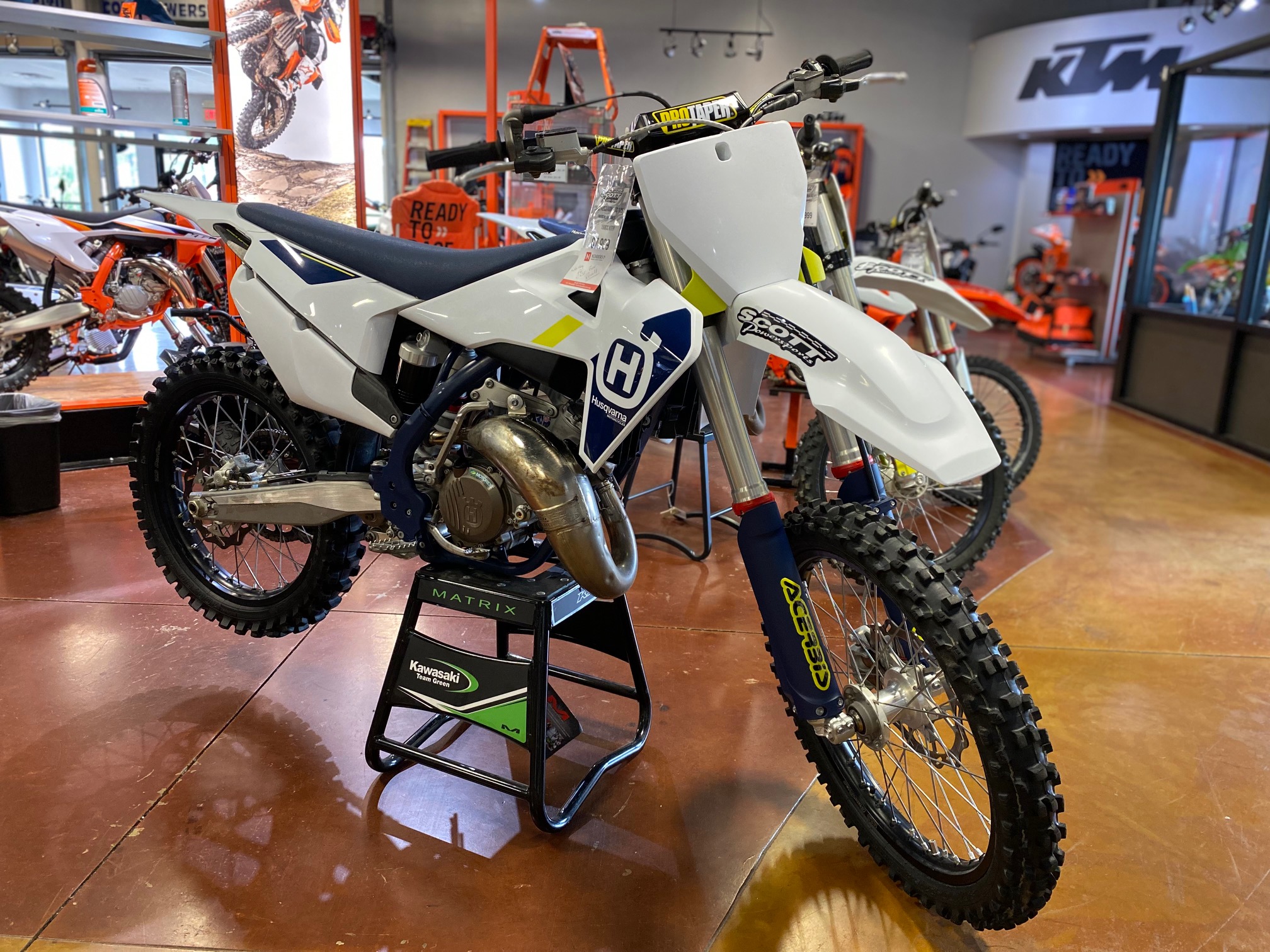 husqvarna 150cc